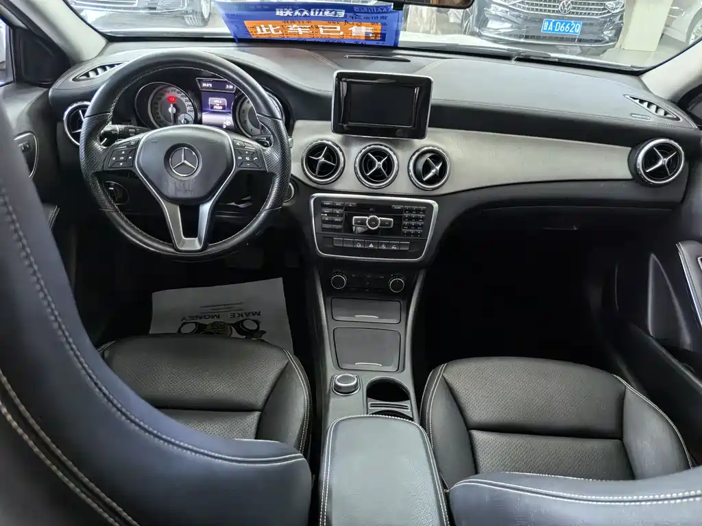 Mercedes-Benz GLA 2015 — фото 8