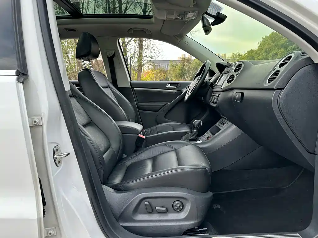 Volkswagen Tiguan 2015 — фото 13