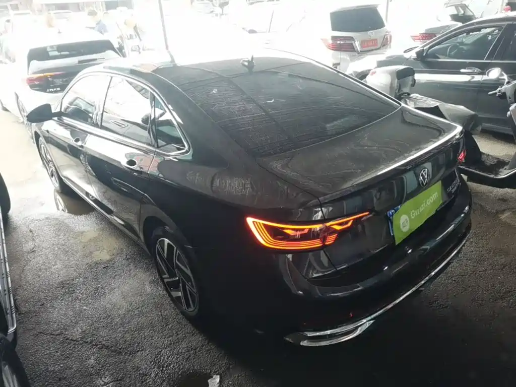 Volkswagen Sagitar 2023