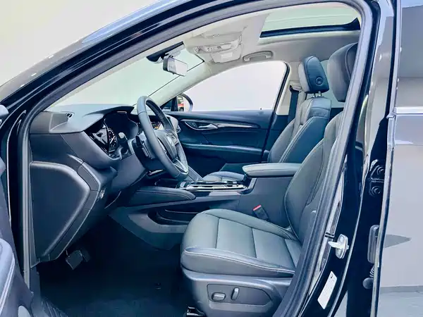 Buick Envision Plus 2022