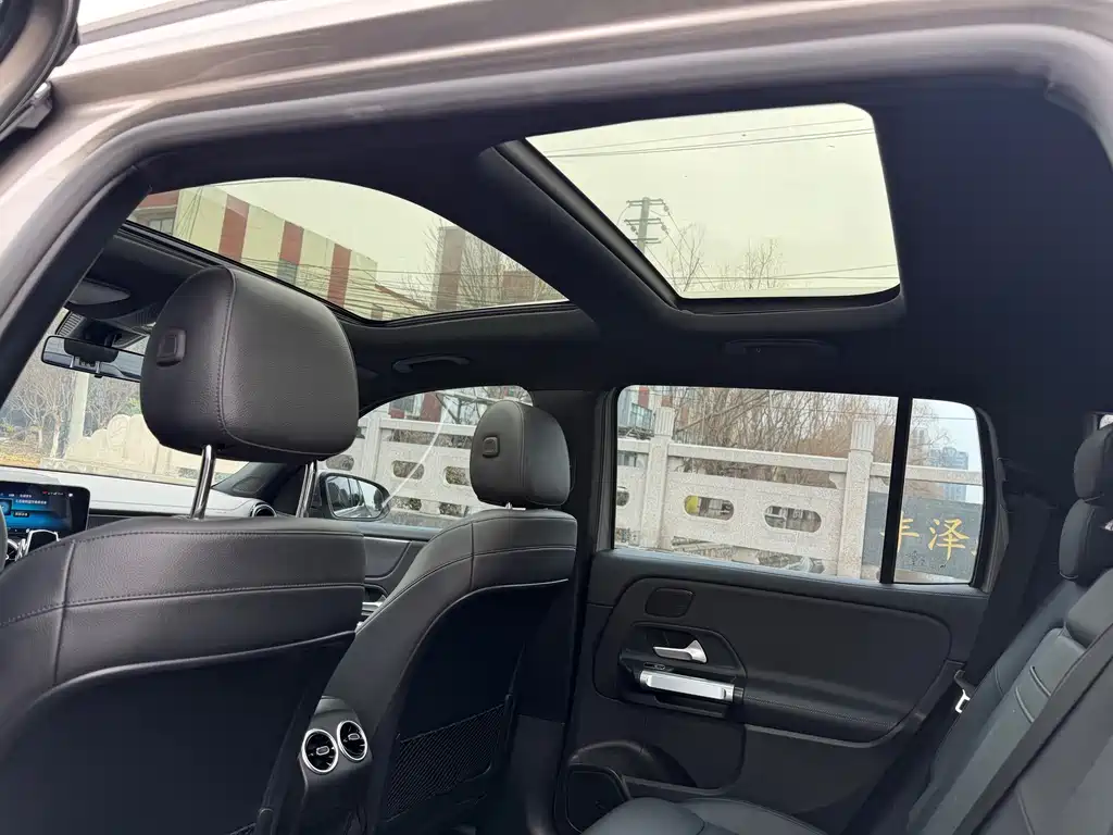 Mercedes-Benz GLB 2020 — фото 11