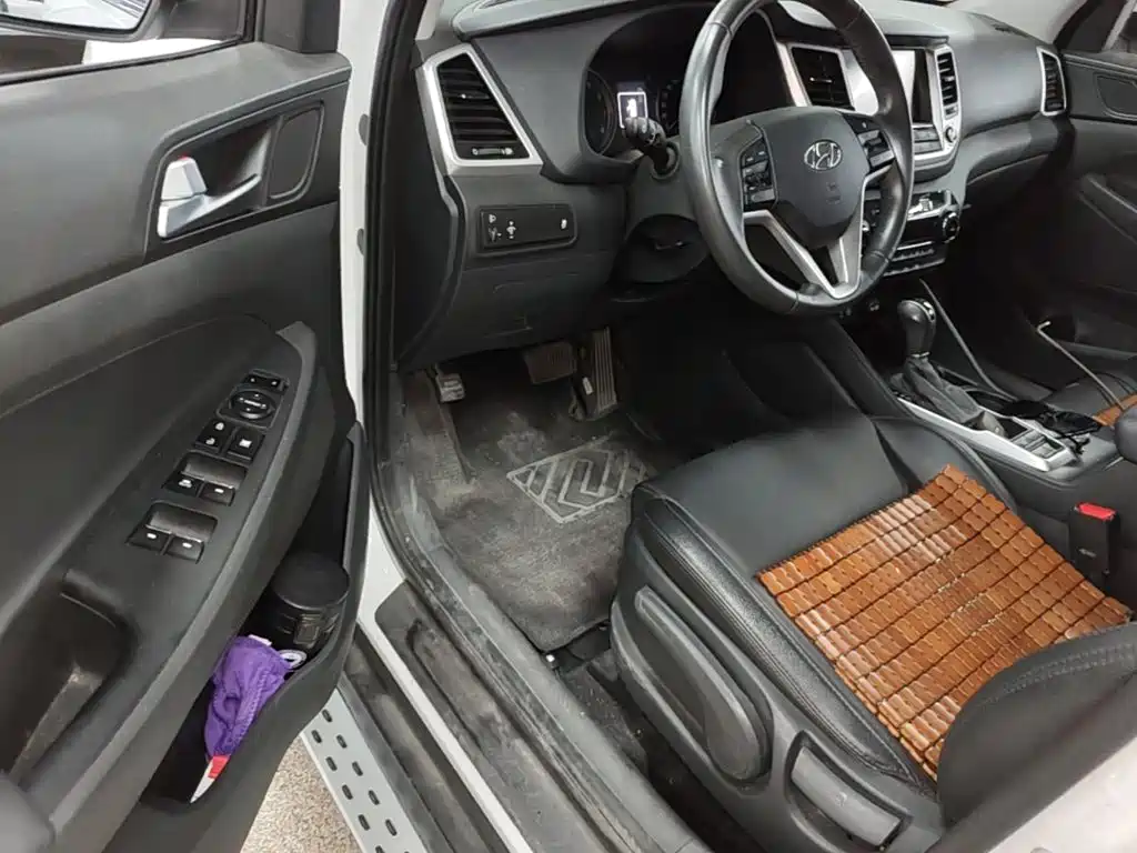 Hyundai Tucson 2017 — фото 14
