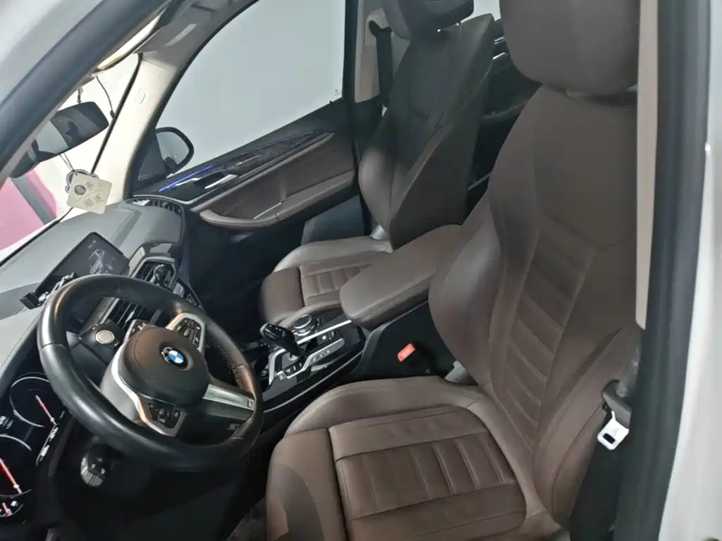 BMW X3 2019 — фото 15