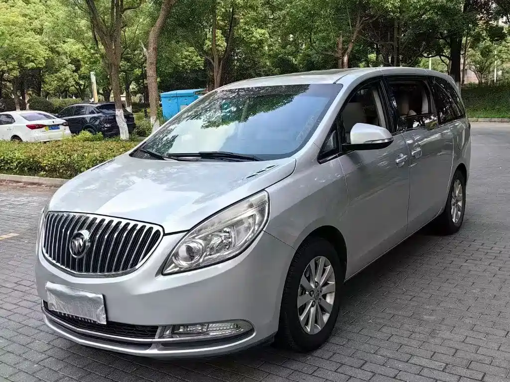 Buick GL8 2011