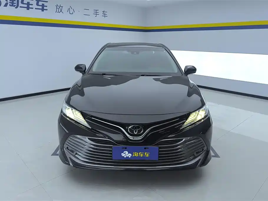 Toyota Camry 2020