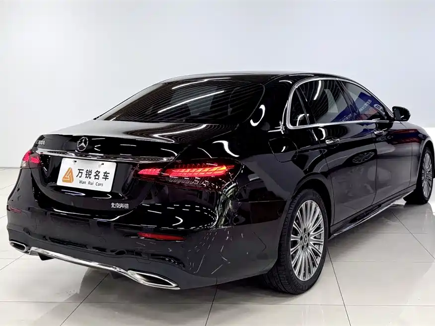 Mercedes-Benz E-Class 2021