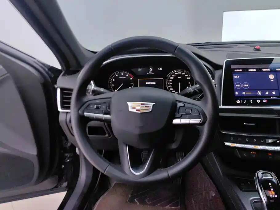 Cadillac CT5 2022 — фото 15