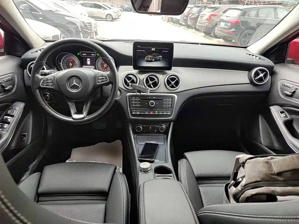 Mercedes-Benz GLA 2017 — фото 10