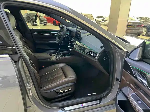 BMW 6 Series GT 2021