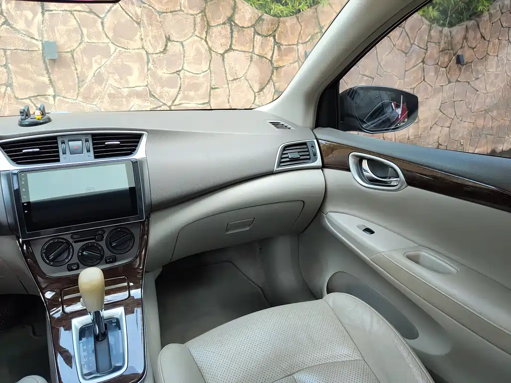 Nissan Sylphy 2013 — фото 14
