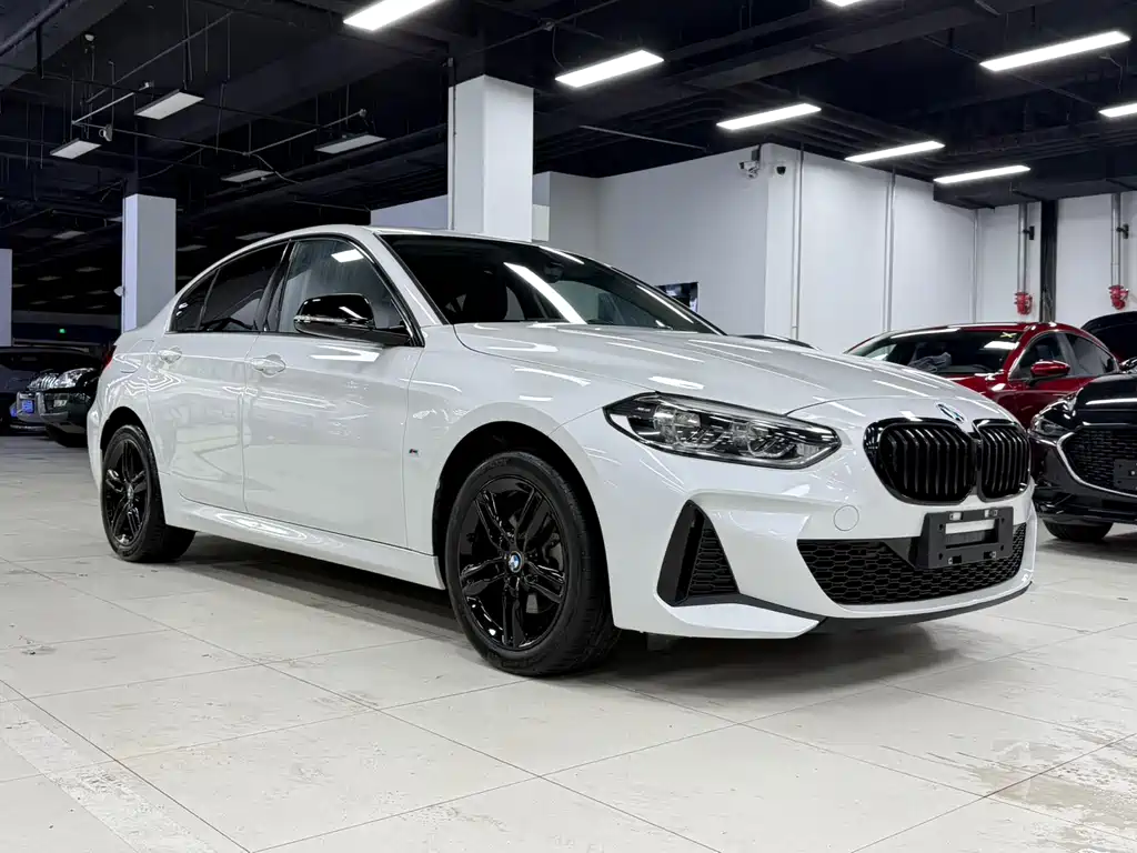 BMW 1 Series 2022