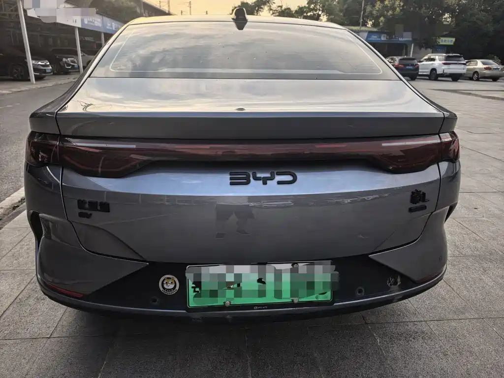 BYD Qin L 2025 — фото 8