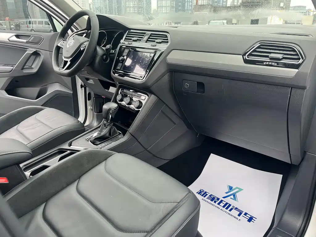 Volkswagen Tiguan L 2019 — фото 8