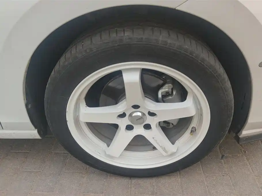 Volkswagen Golf 2024