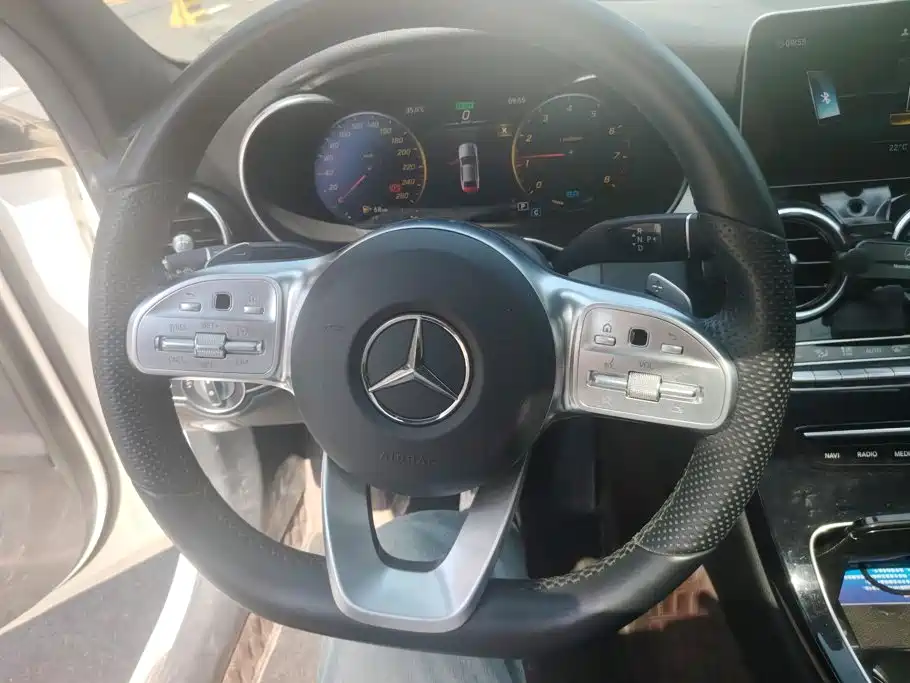Mercedes-Benz C-Class 2021 — фото 15