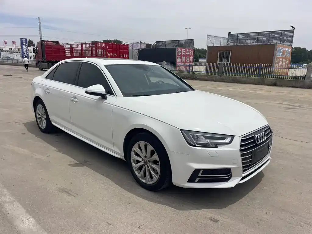 Audi A4L 2019