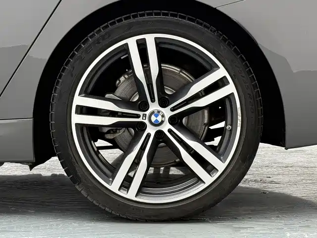 BMW 6 Series GT 2021 — фото 19