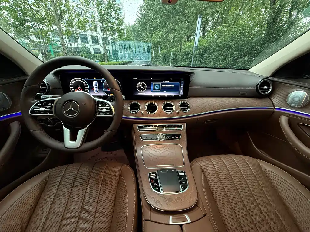 Mercedes-Benz E-Class 2020 — фото 8
