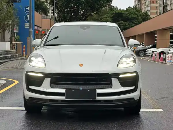 Porsche Macan 2023