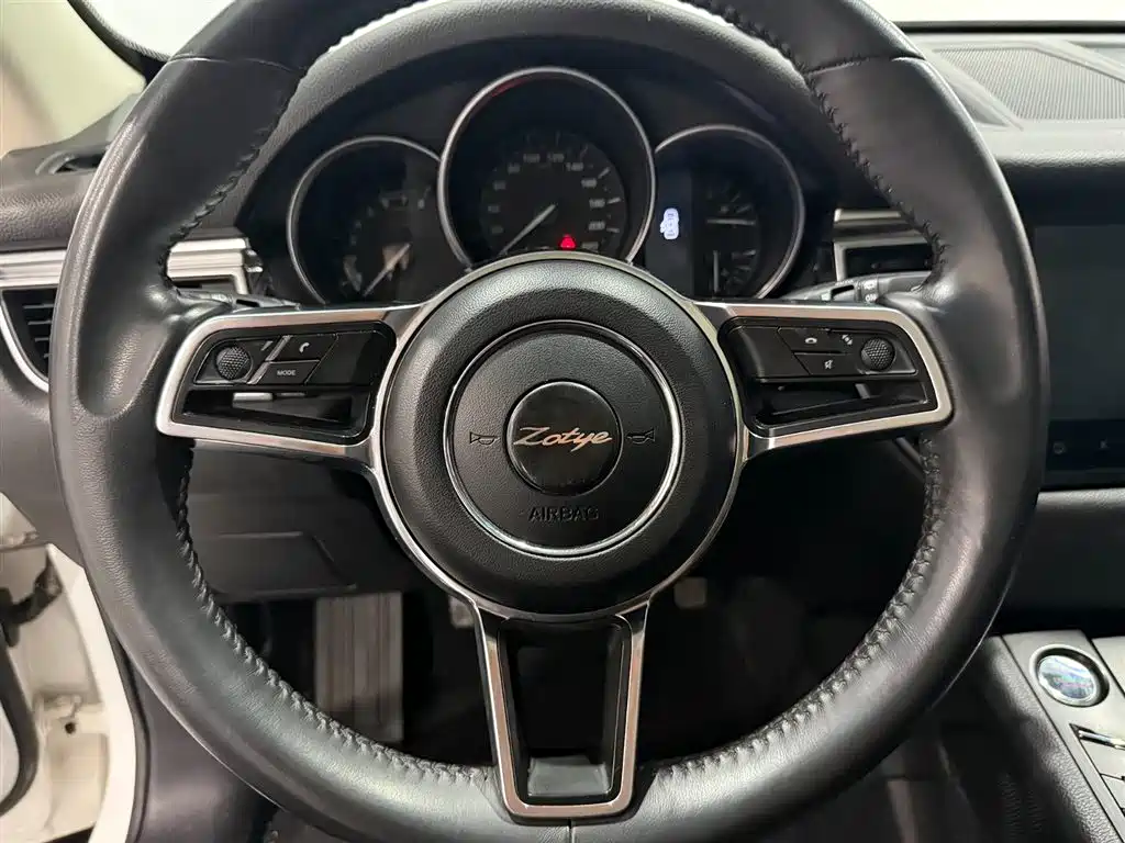 Zotye SR9 2017 — фото 11