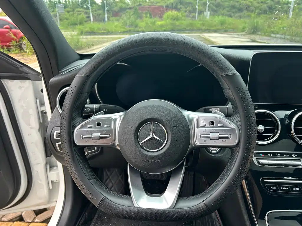 Mercedes-Benz C-Class 2020 — фото 14