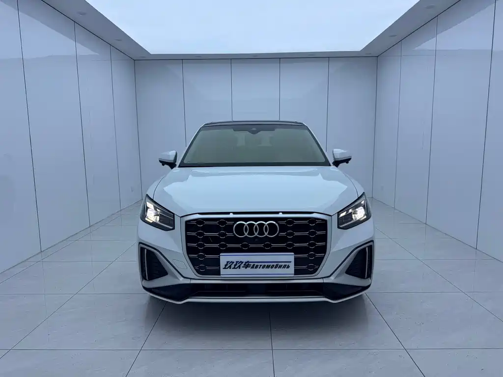 Audi Q2L 2022