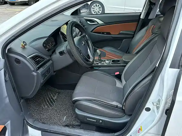 BYD Qin NEV 2016