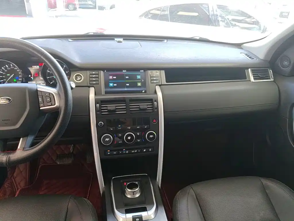 Land Rover Discovery Sport 2016 — фото 13