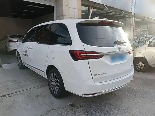 Buick GL8 2022