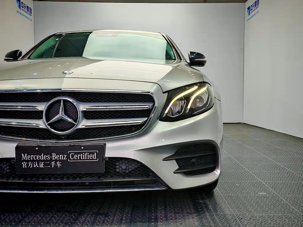 Mercedes-Benz E-Class 2017 — фото 18