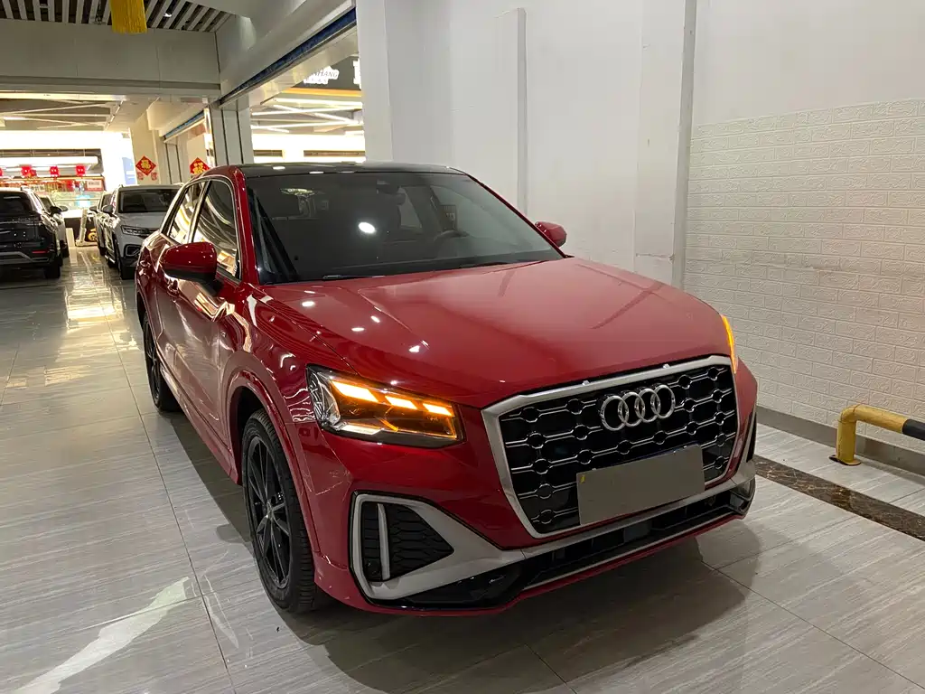 Audi Q2L 2022