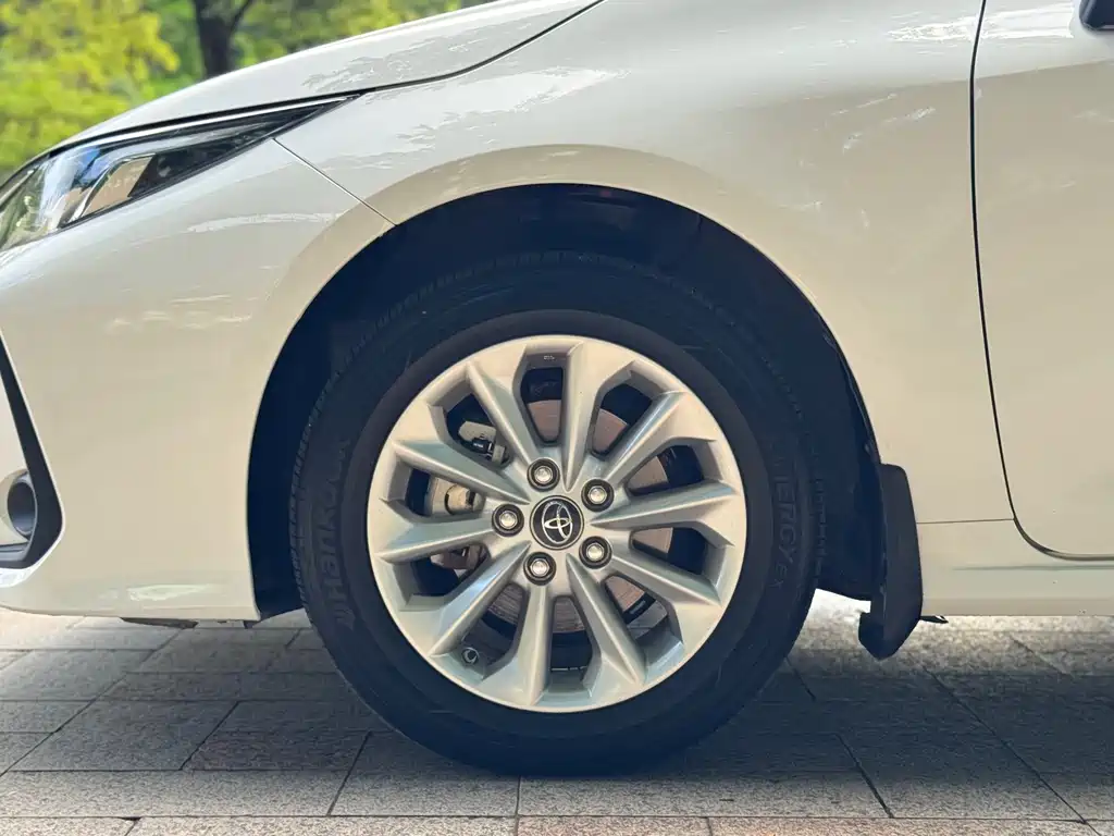 Toyota Corolla 2021 — фото 23