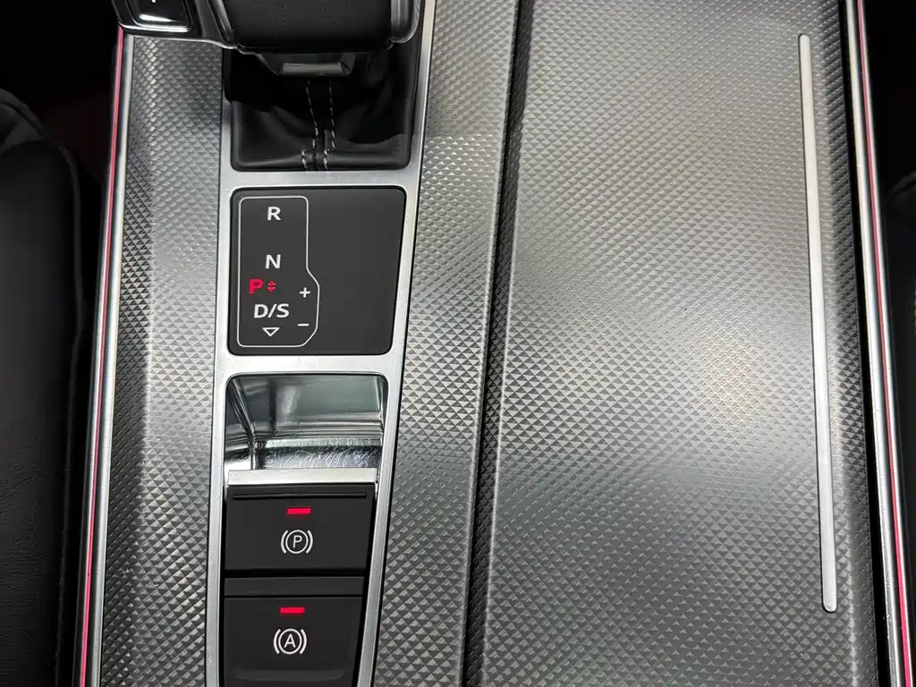 Audi A6L 2020 — фото 24