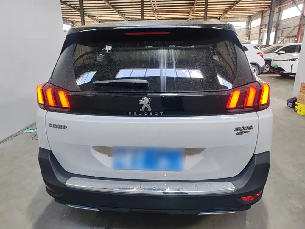 Peugeot 5008 2017 — фото 6