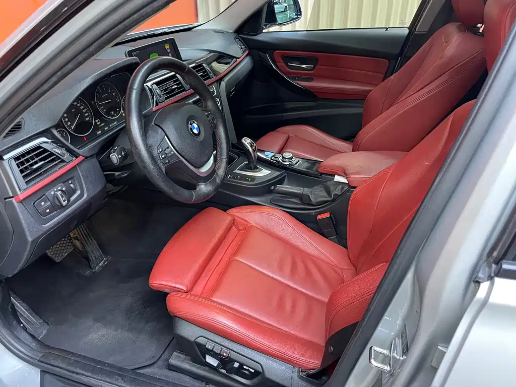 BMW 3 Series 2012