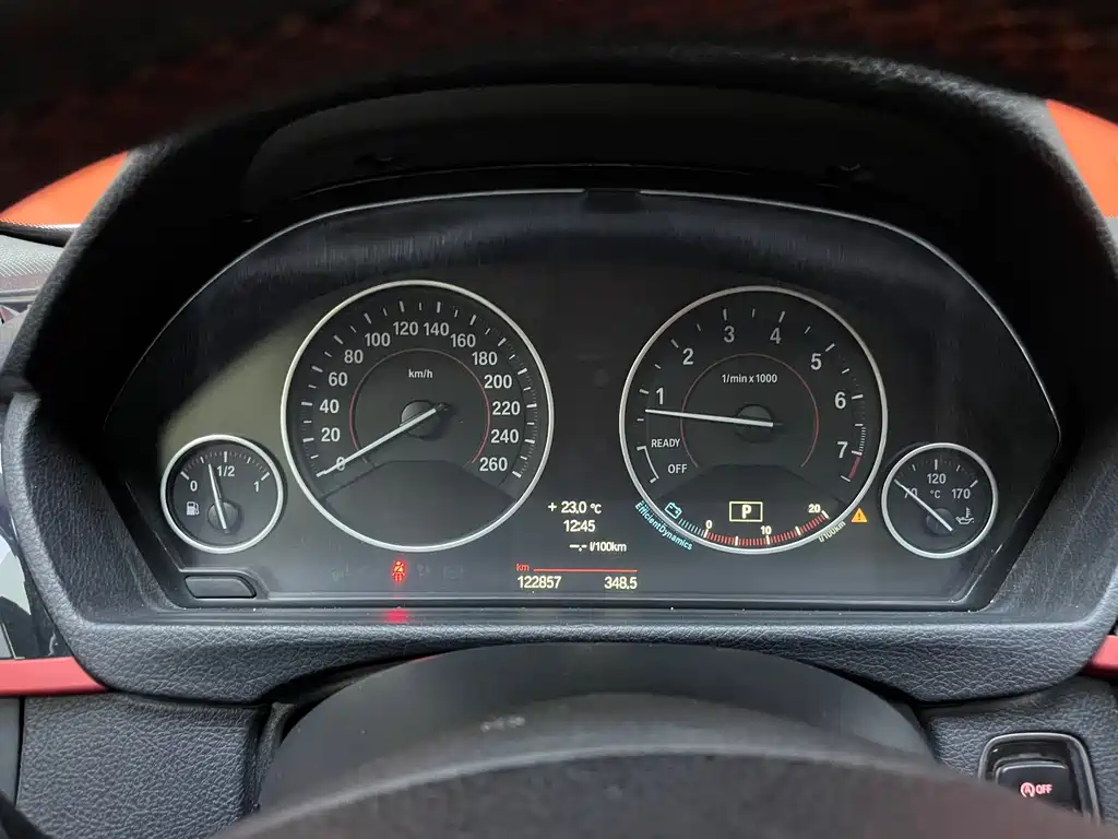BMW 3 Series 2012 — фото 14