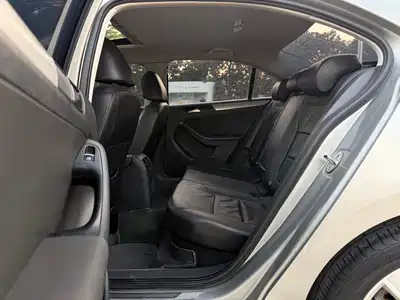 Volkswagen Sagitar 2014
