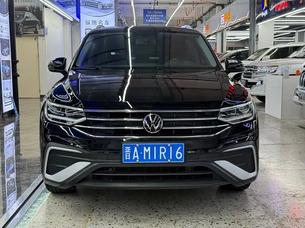 Volkswagen Tiguan L 2023