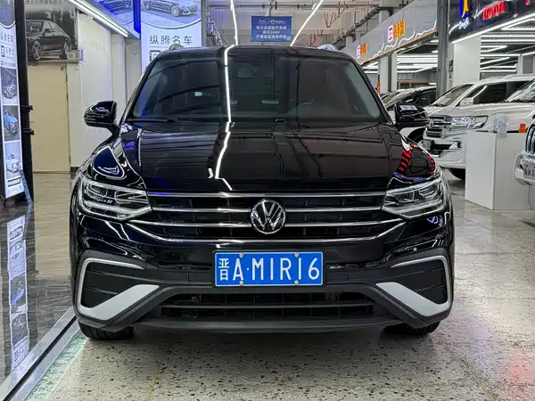 Volkswagen Tiguan L 2023