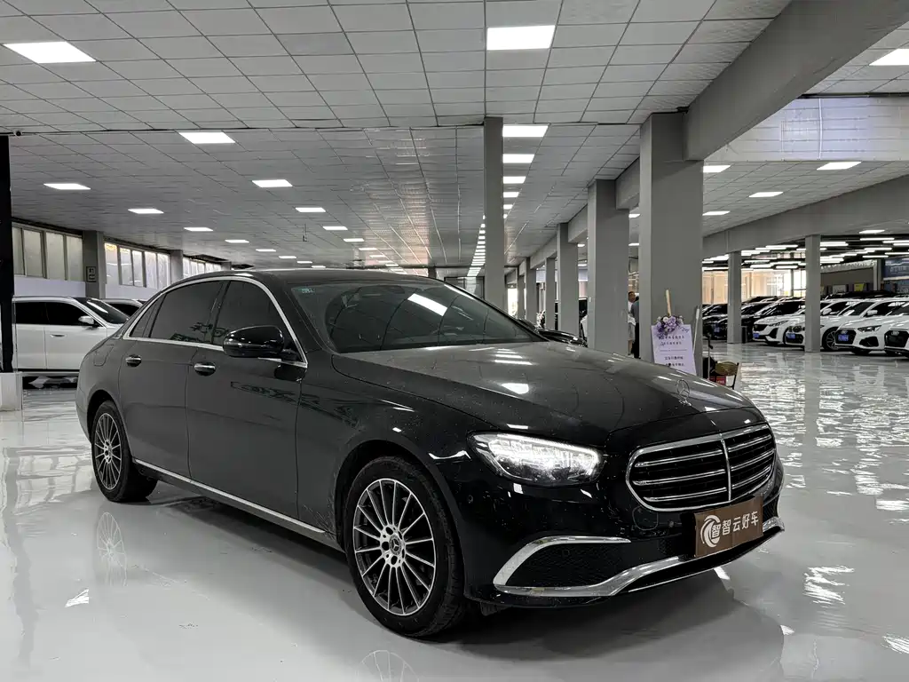 Mercedes-Benz E-Class 2023