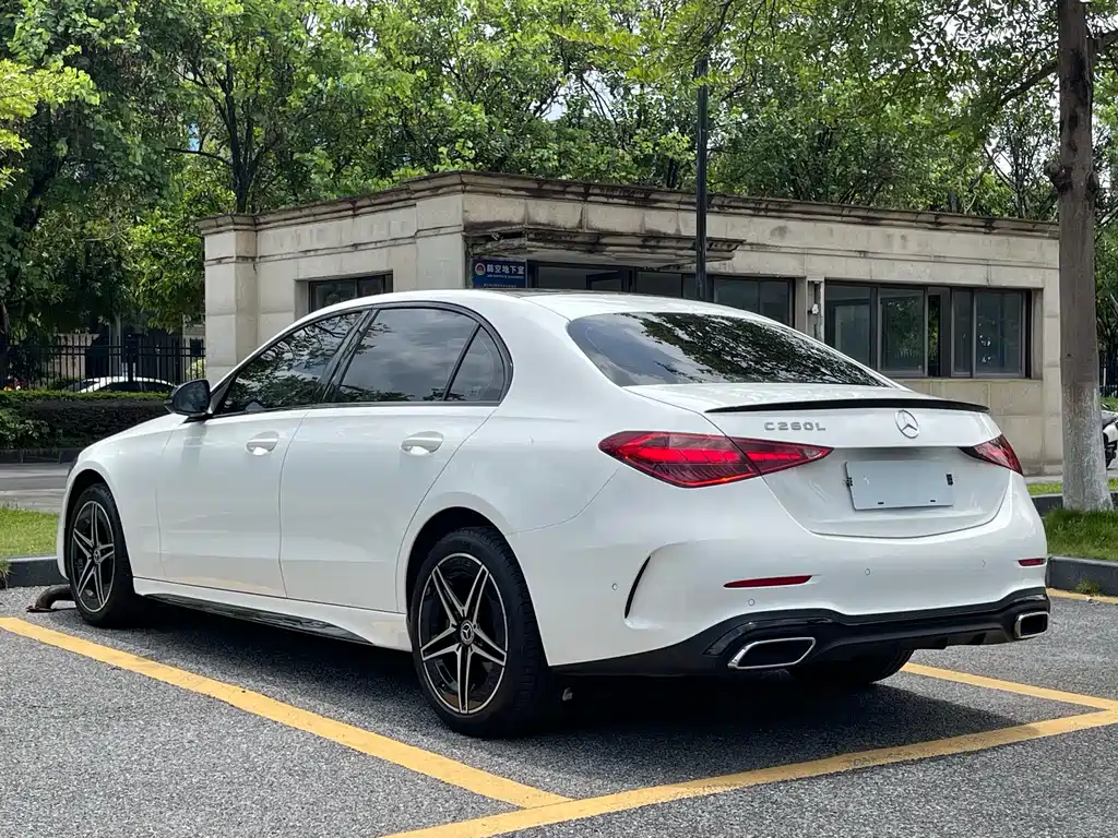 Mercedes-Benz C-Class 2023