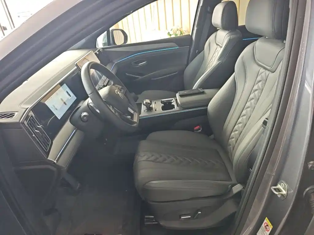 BYD Song L DM-i 2025 — фото 15