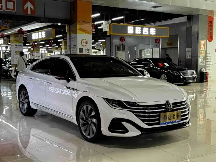 Volkswagen CC 2024 — фото 3