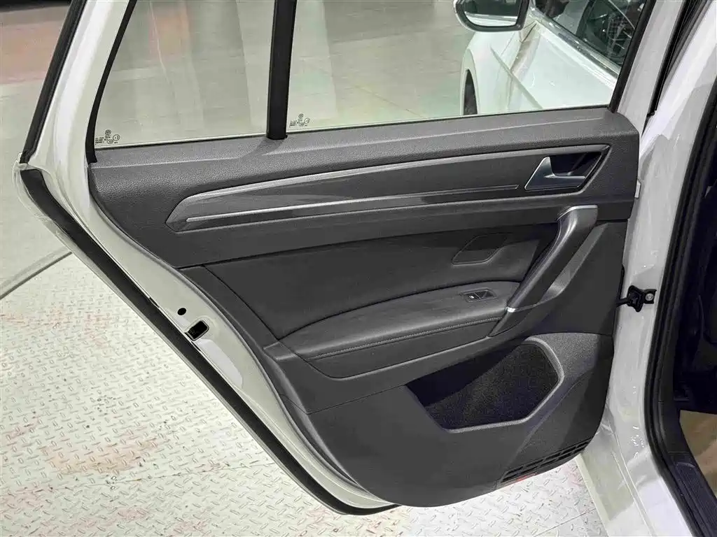 Volkswagen Golf Jialu 2019 — фото 16