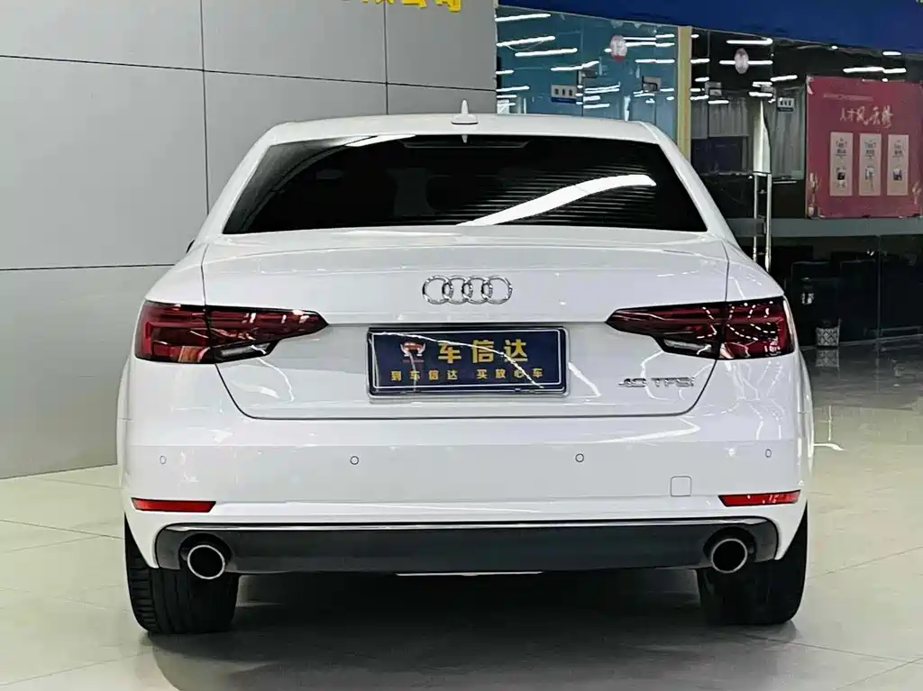Audi A4L 2018 — фото 10