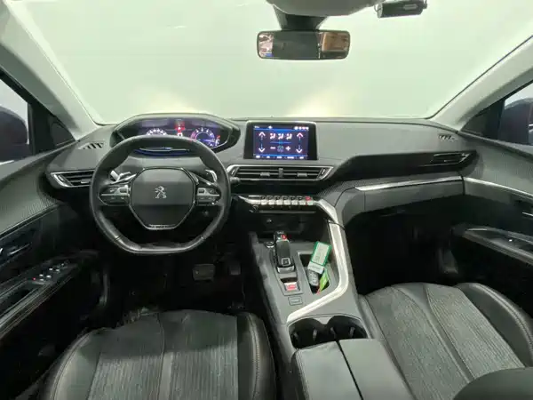 Peugeot 5008 2018