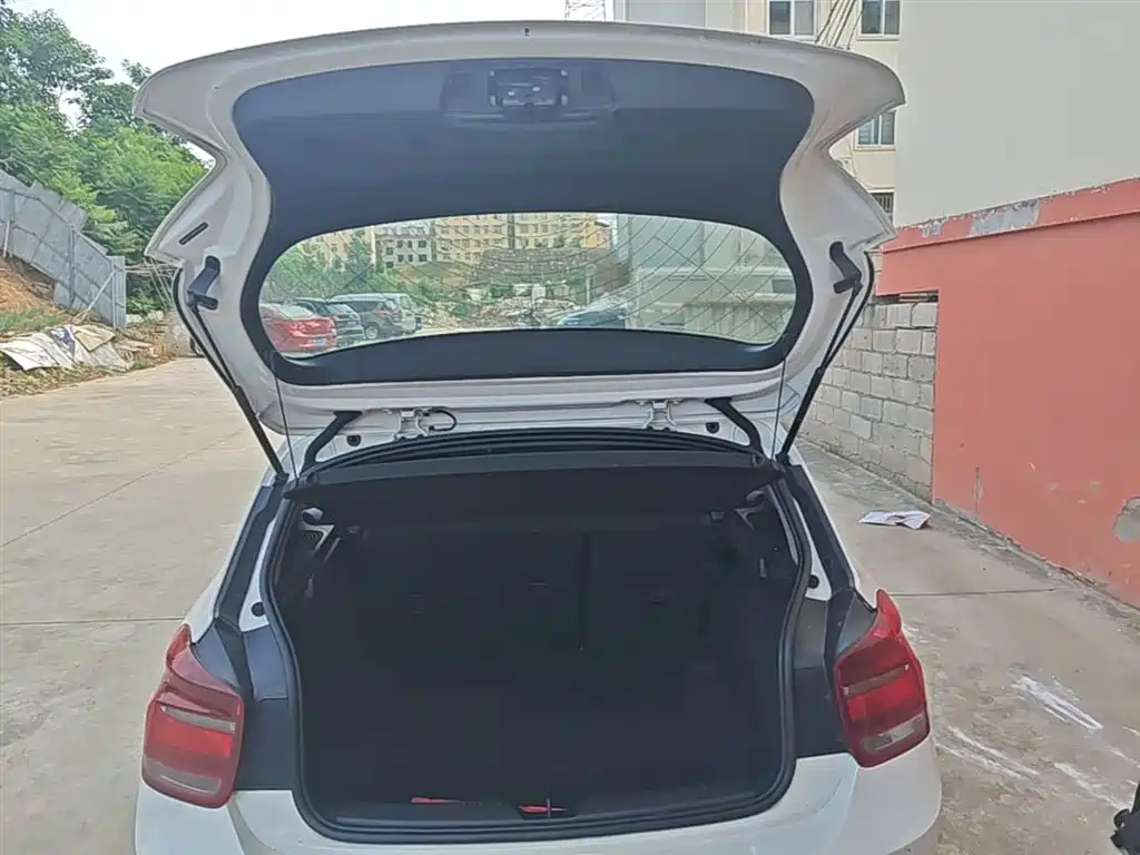 BMW 1 Series 2015 — фото 19