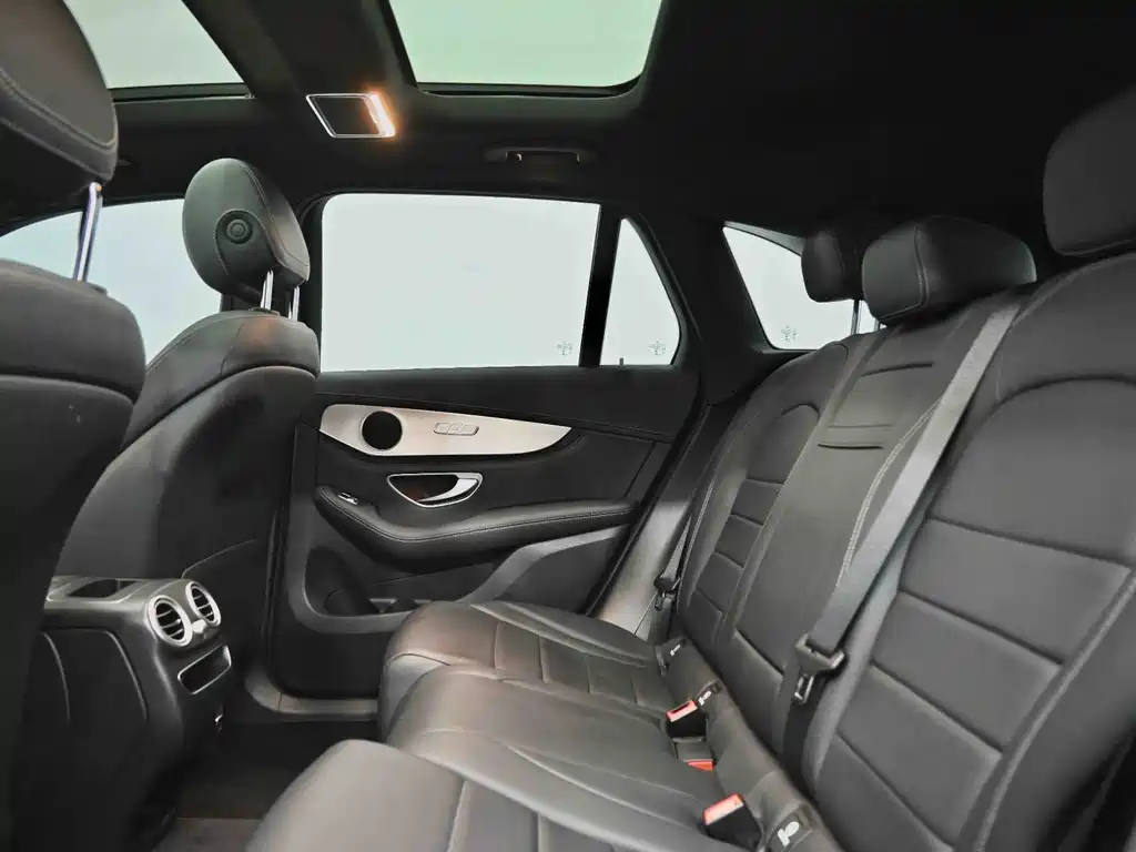Mercedes-Benz GLC 2020 — фото 17