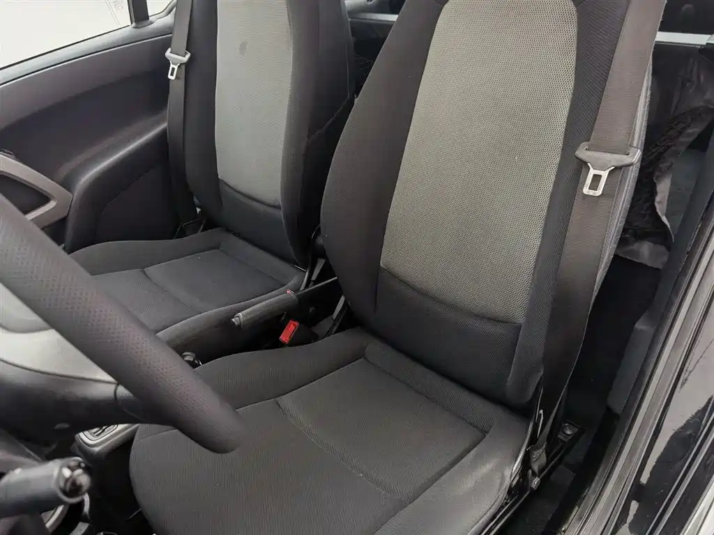 smart Fortwo 2013 — фото 15