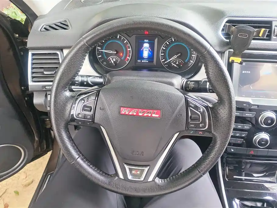 Haval H2 2015 — фото 15